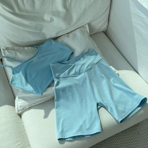 final sale ☀️ 437 top + shorts. Size M